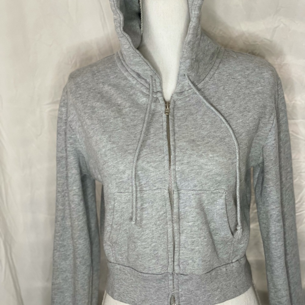 Brandy Melville cropped hoodie